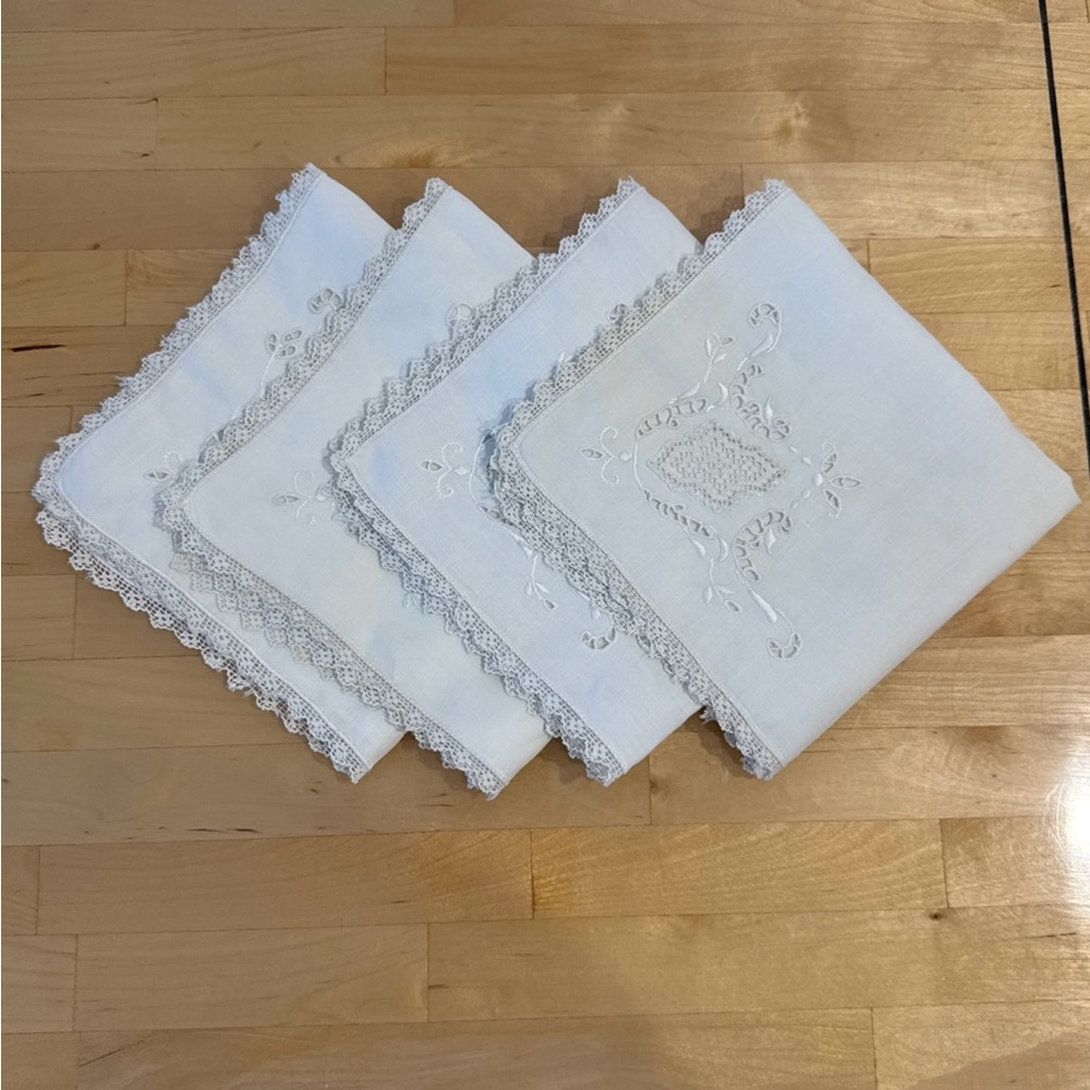 Classic Elegant White Lace Kitchen Linens Vintage Grandmacore